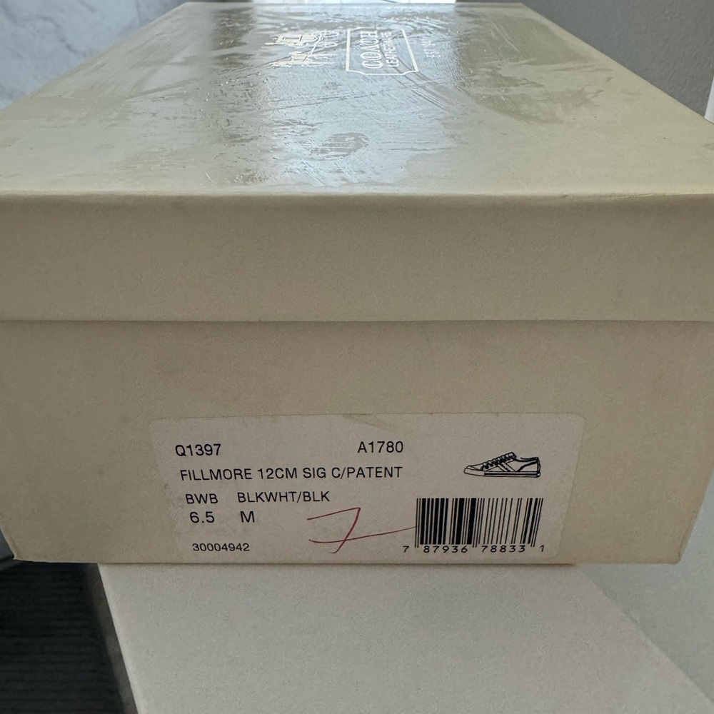 Coach Cream Shoe Box - Picture 3 of 3